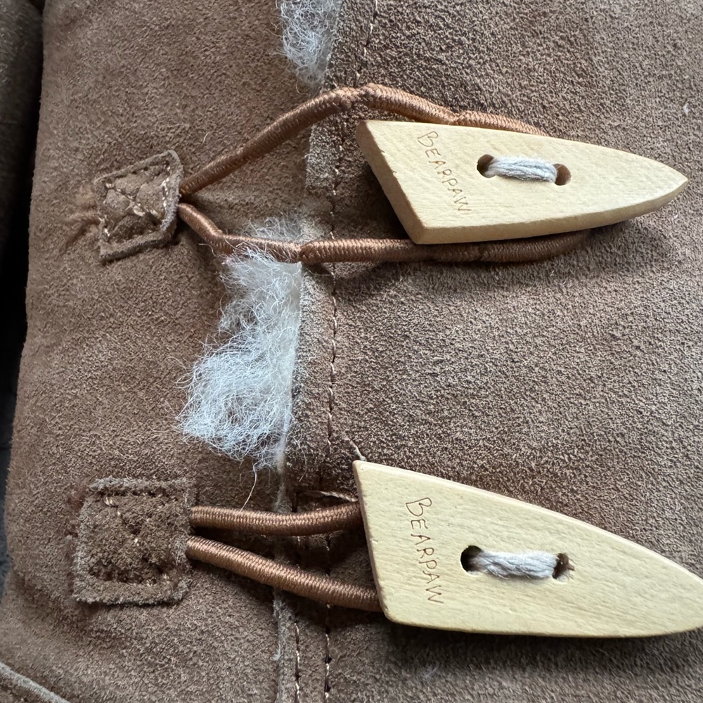 BearPaw Tan Suede Boots With Sheep Skin/ Wool Blend Lining. Size 9 - Picture 10 of 16